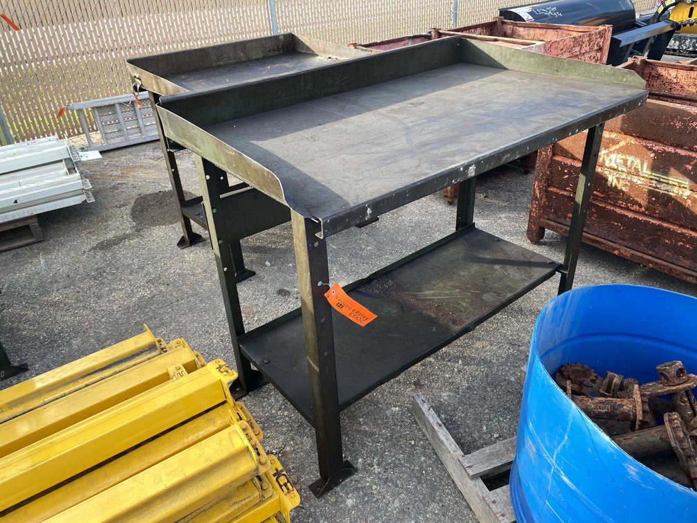 Steel Shop Table (09)