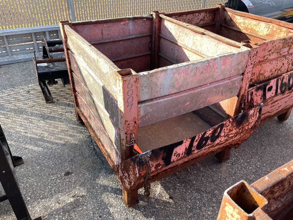 Industrial Parts Bin (09)