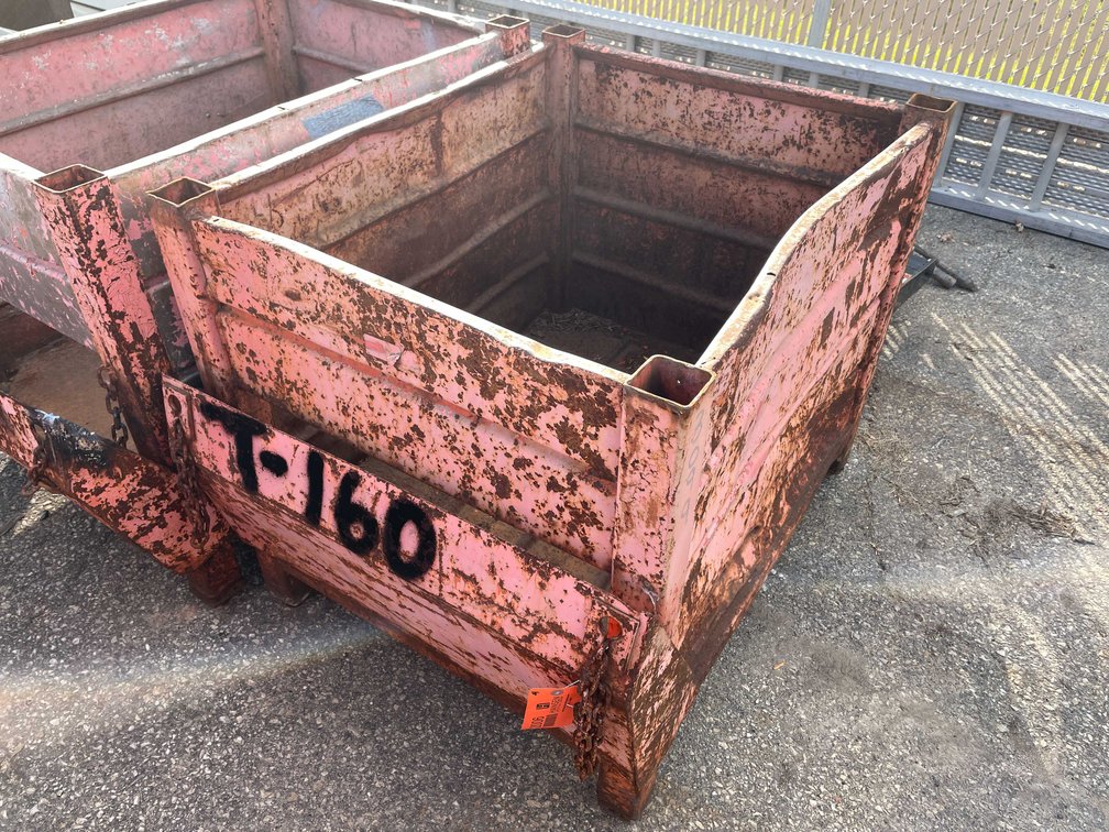 Industrial Parts Bin (09)