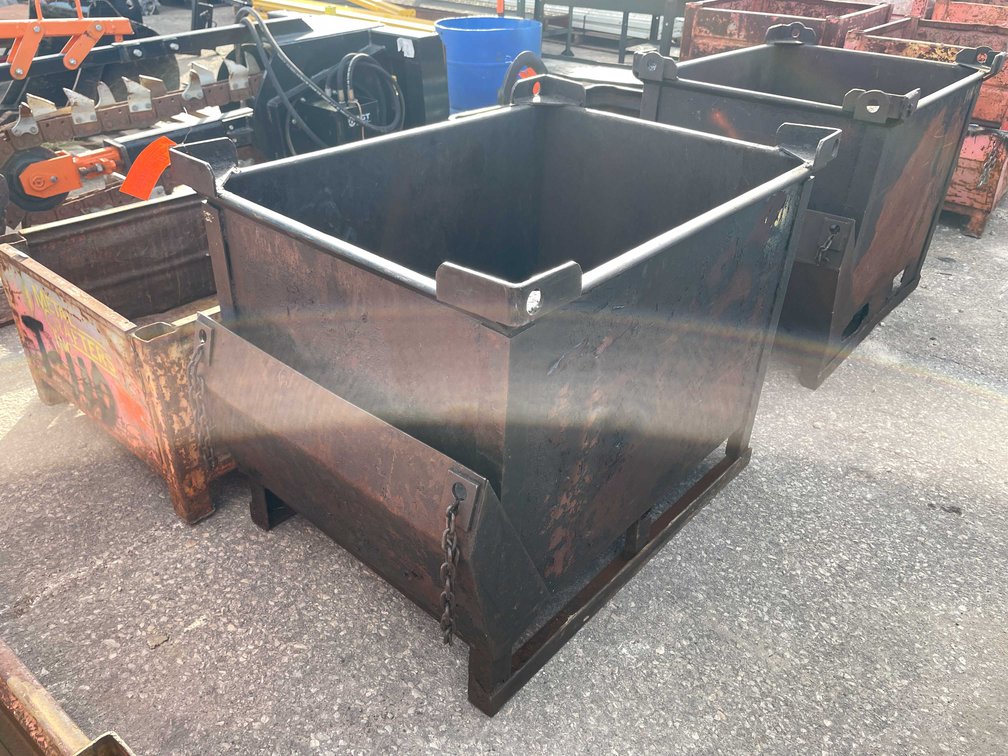 Industrial Parts Bin (09)