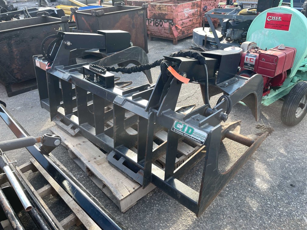 Twin Cylinder Skeleton Grapple (09)
