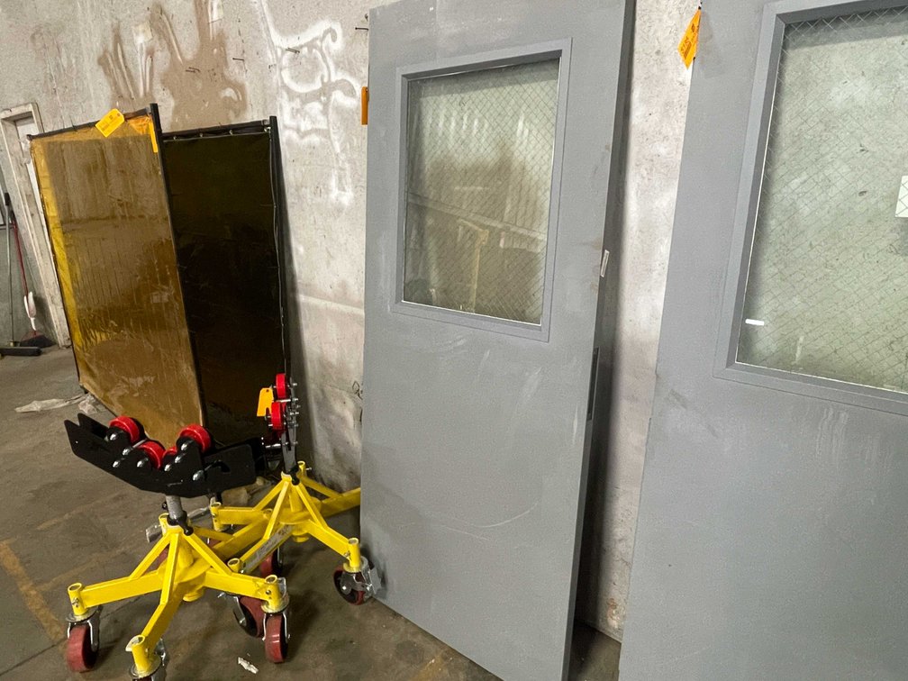 Fire Door (F)