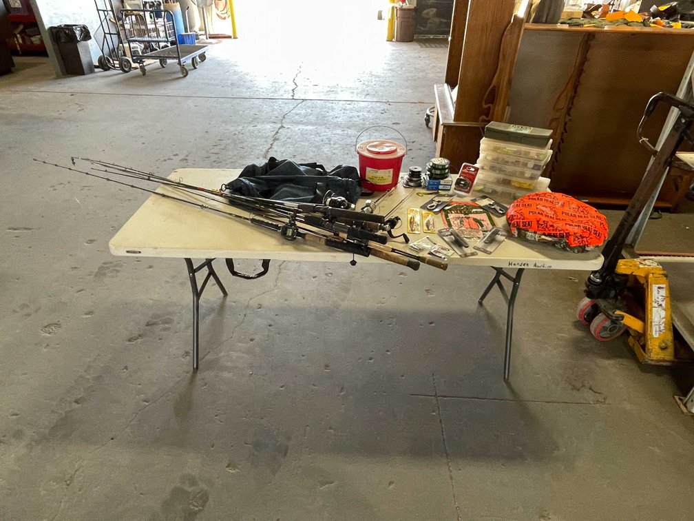 Fishing and Hunting Gear (T6)