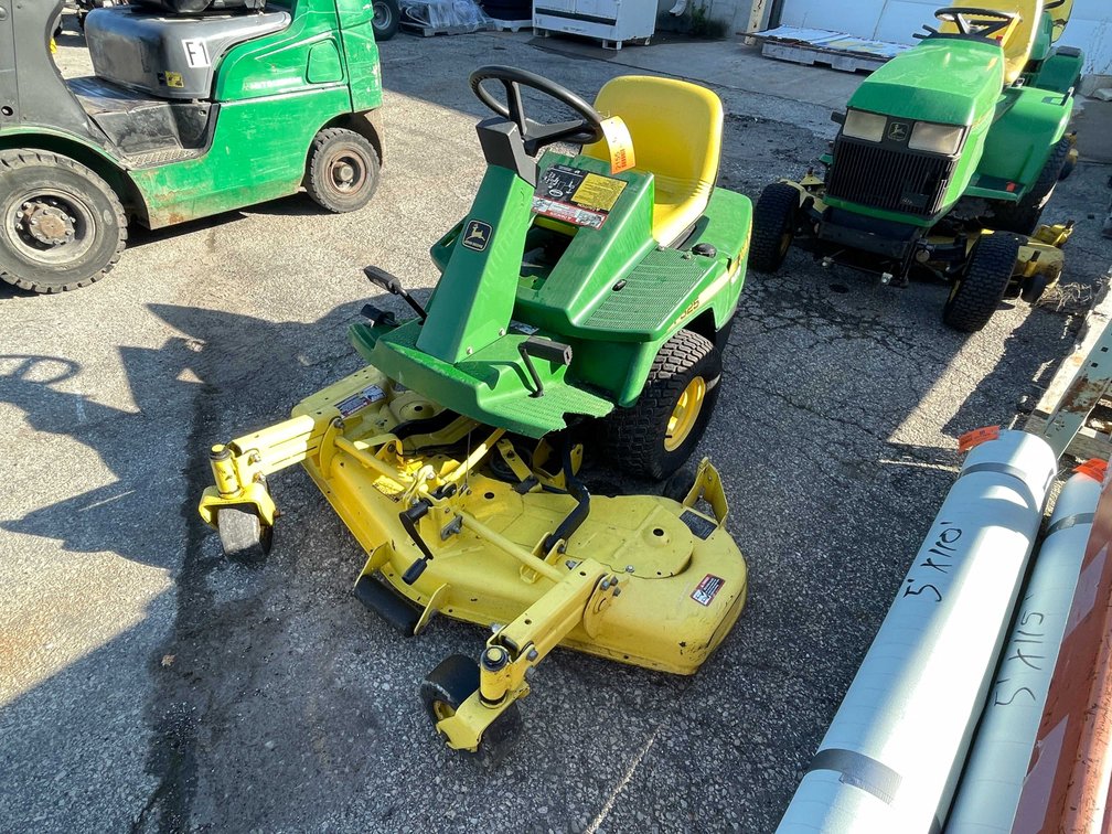 John Deere F525 Lawn Mower (03)