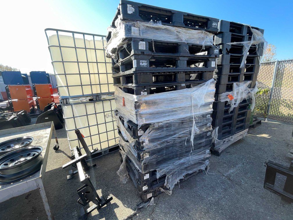 Plastic Pallets (08)