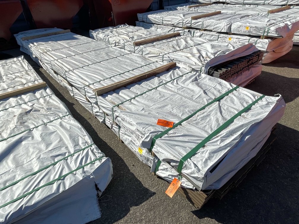 Gray Solid Offgrade Decking (06)