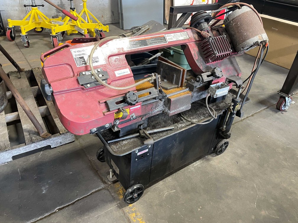 Northern Industrial Metal Cutting Band Saw (F)
