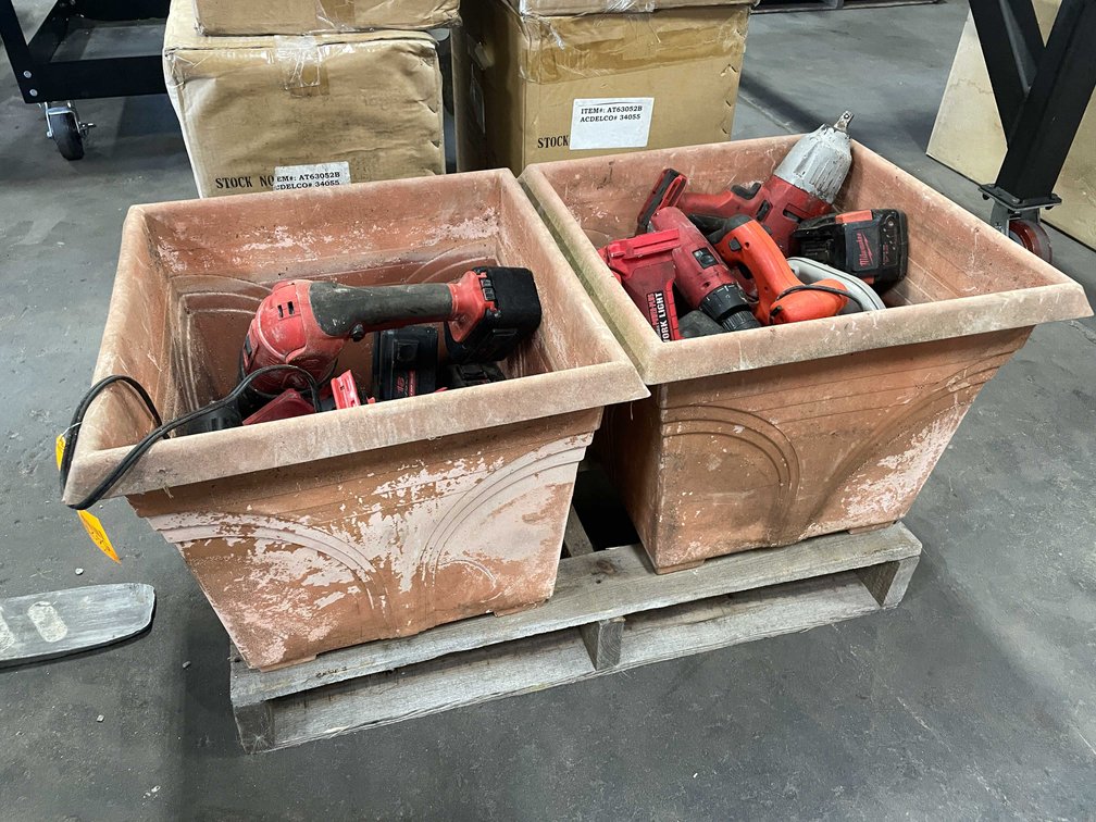 Milwaukee Cordless Tools (F)