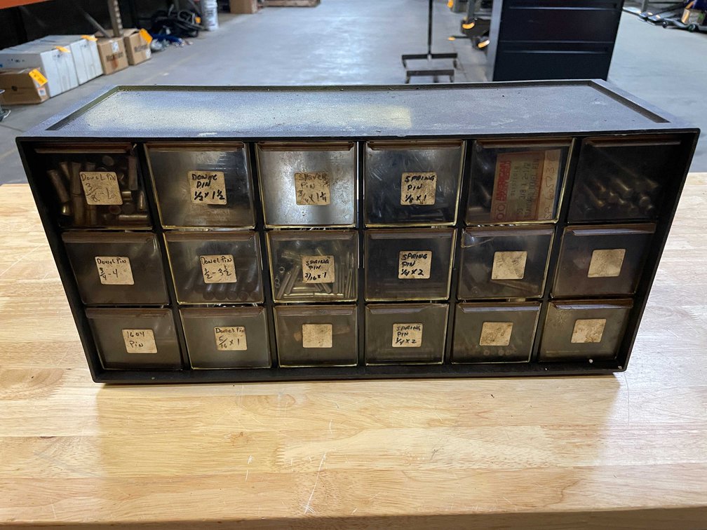18 Drawer Organizer with Steel Dowel Pin Assortment (PR2)