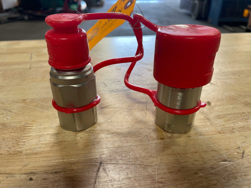 Skid Steer Hydraulic Couplers (PR10)