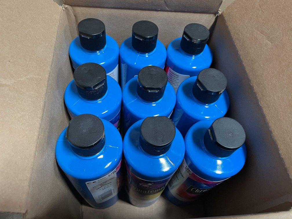 Fluorescent Blue Tempera Paint (CW)