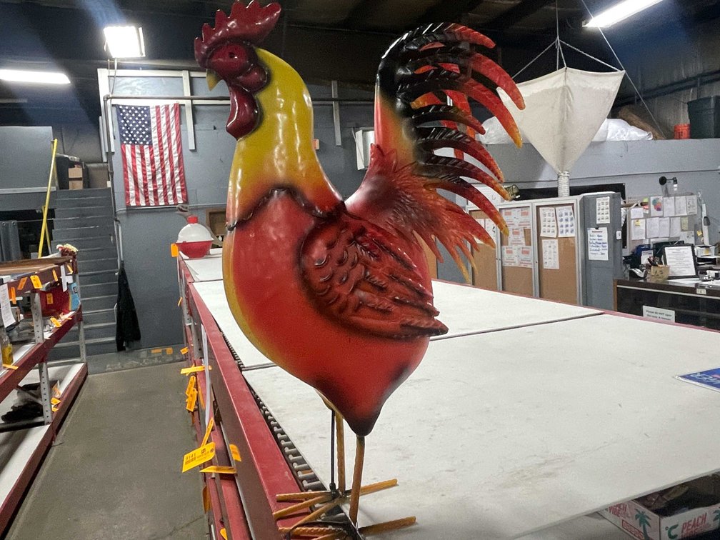 Yellow Metal Rooster (T5)