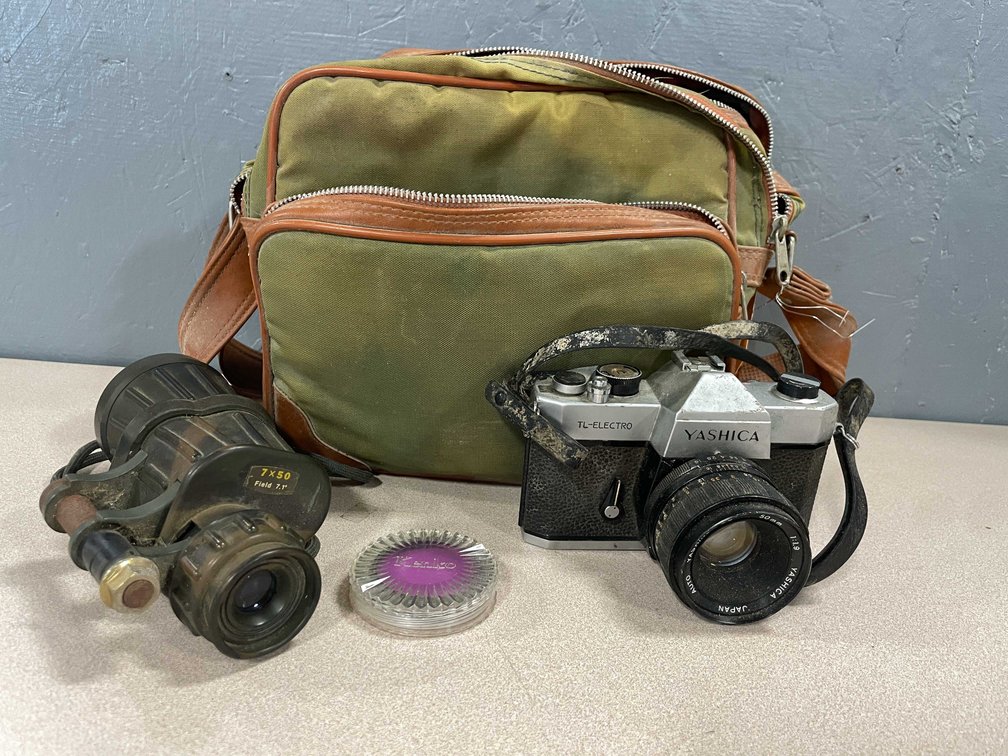 Vintage Camera (T4)