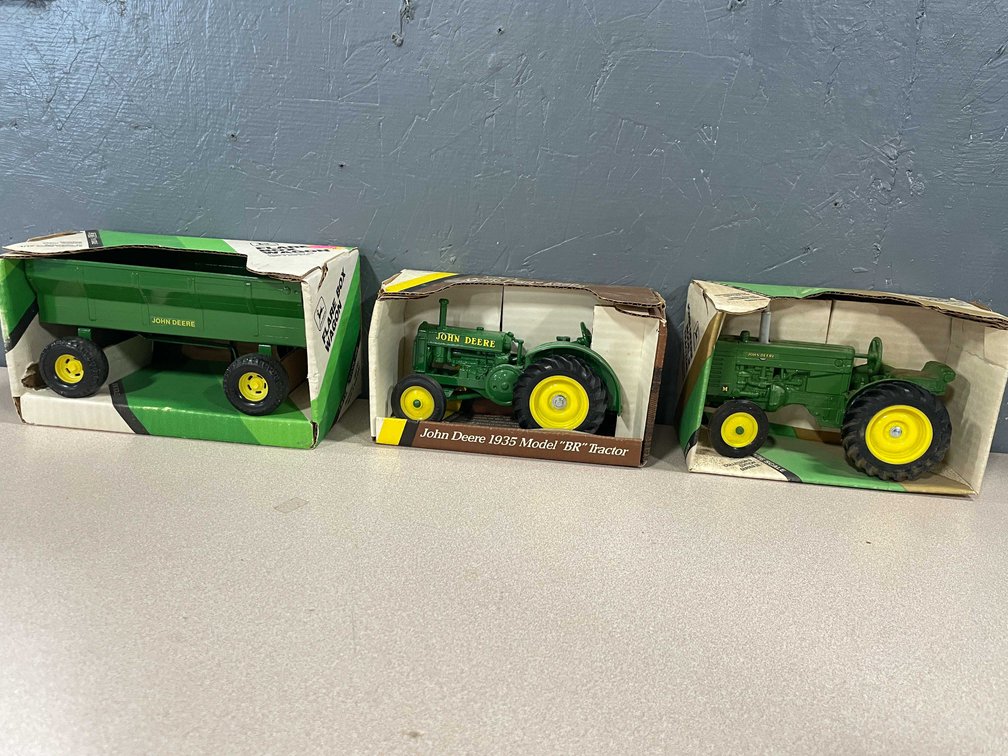 John Deere Toys (T4)