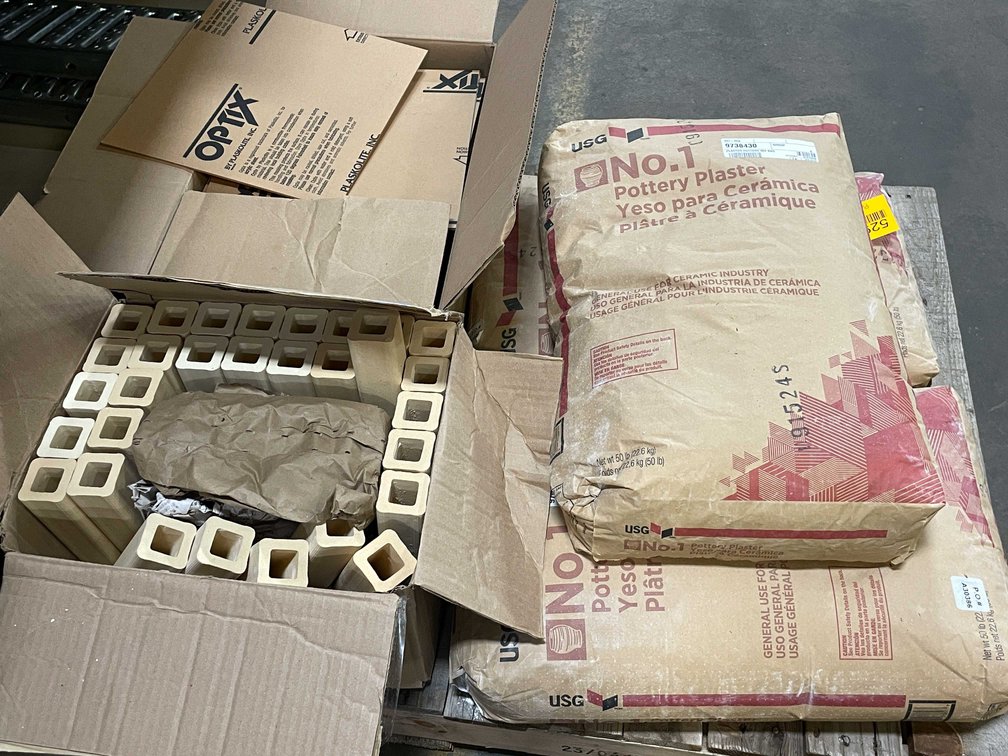 Pallet of Art Supplies (PR7)
