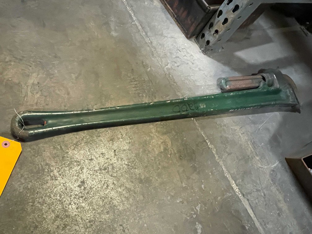 Large Pipe Wrench (PR13)