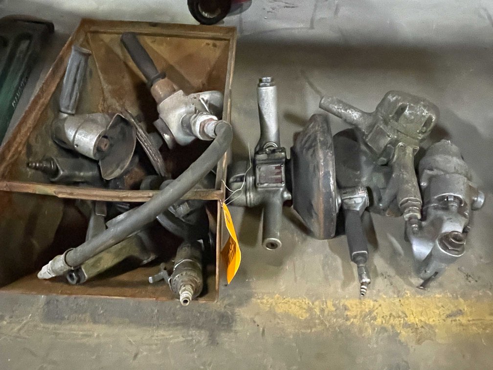 Pneumatic Grinders and Sanders (PR13)