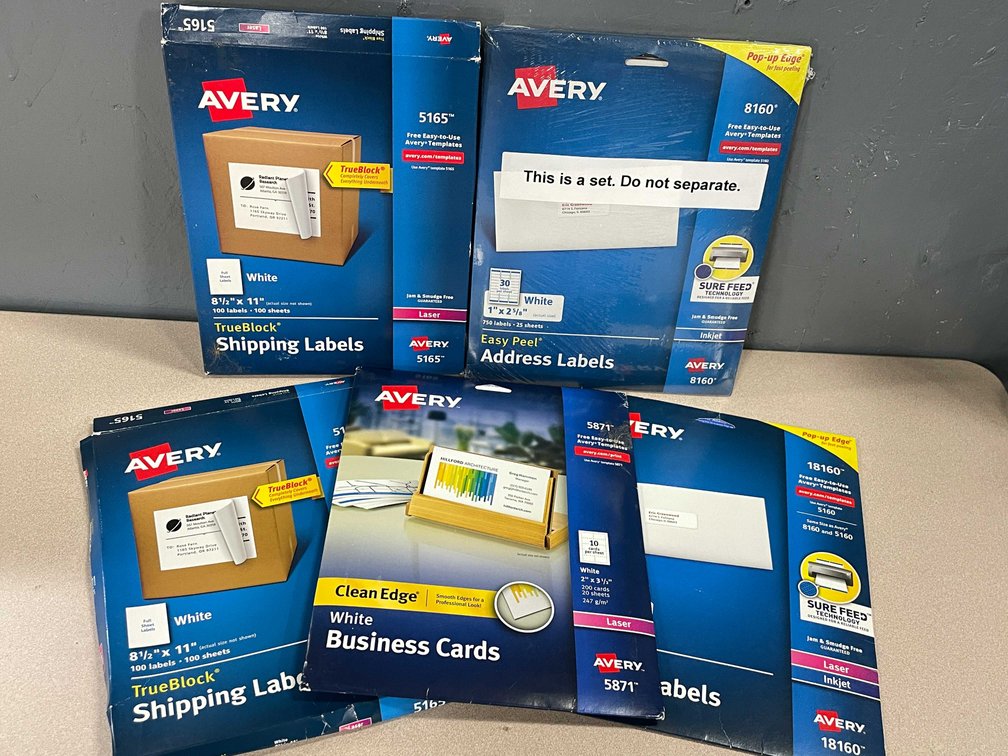 Avery Shipping Labels (T3)