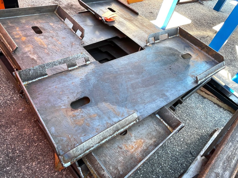 Formed Skid Steer Frame (07)