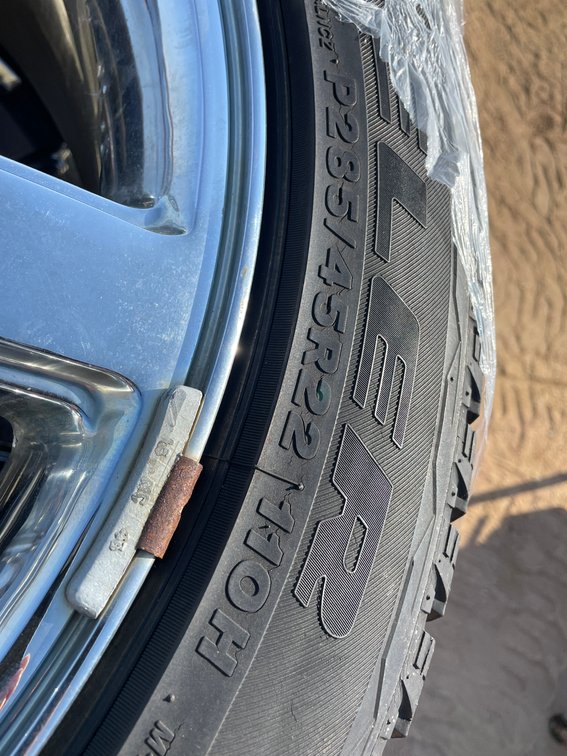 Set of 22" 6-Bolt GM/Cadillac Rims & Tires