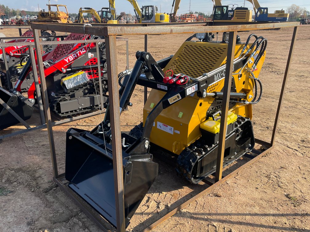 AGT MX-CRT23 Compact Track Loader