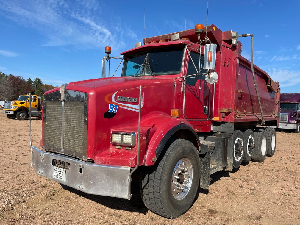 1995 Kenworth Quad Axle Dump Truck (Has WI Title)