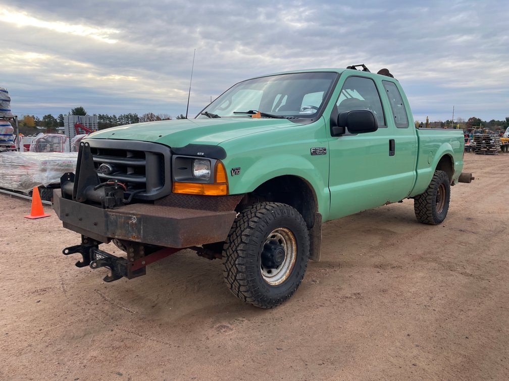 2000 Ford F-350XL Pickup (Has WI Title)