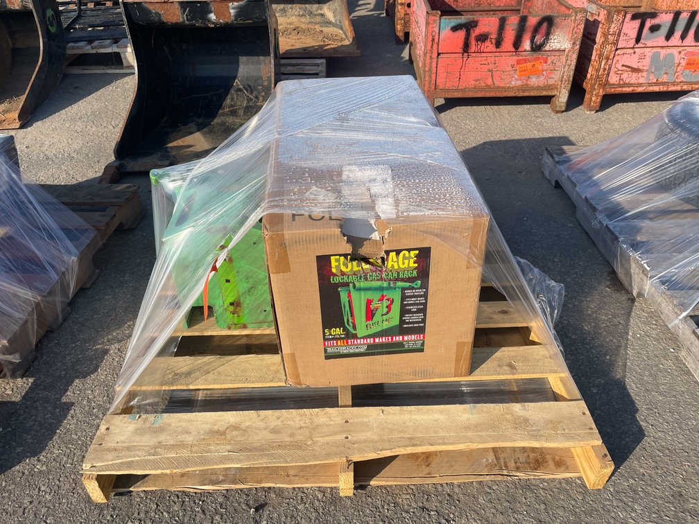 Lockable 5 Gallon Fuel Can Cages (09)