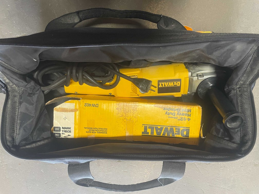 DeWalt Sander Polisher and Mini Grinder (PR18)