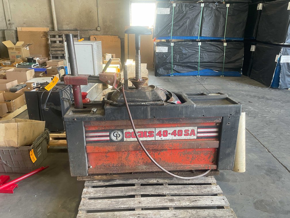 Coats 40-40 Tire Changer (G)