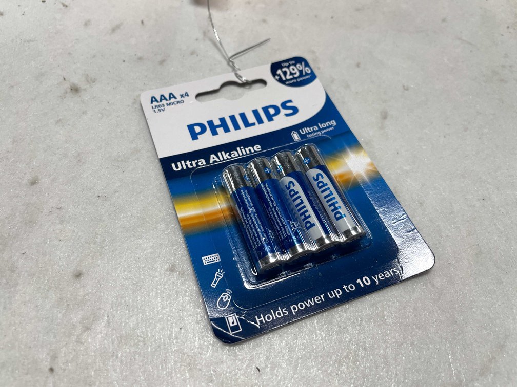 Phillips AAA Batteries (T2)