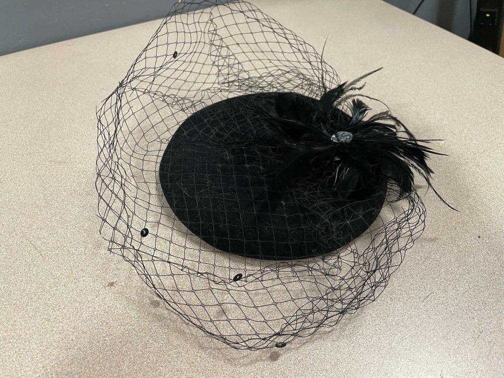 Ladies Art Deco Hat (T4)