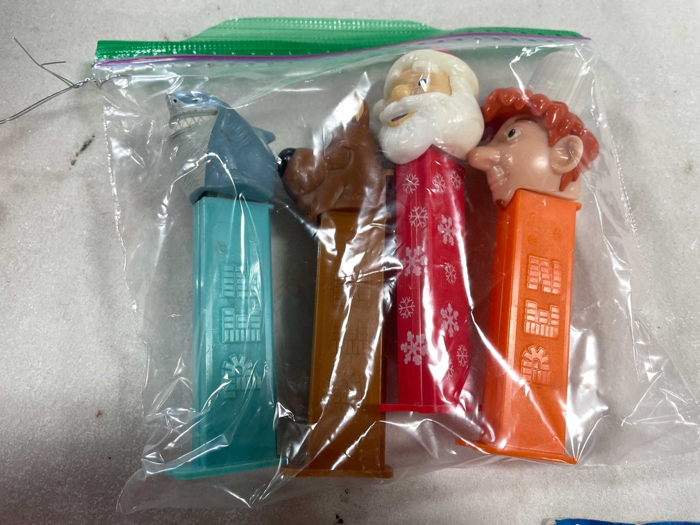 Pez Dispensers (T2)