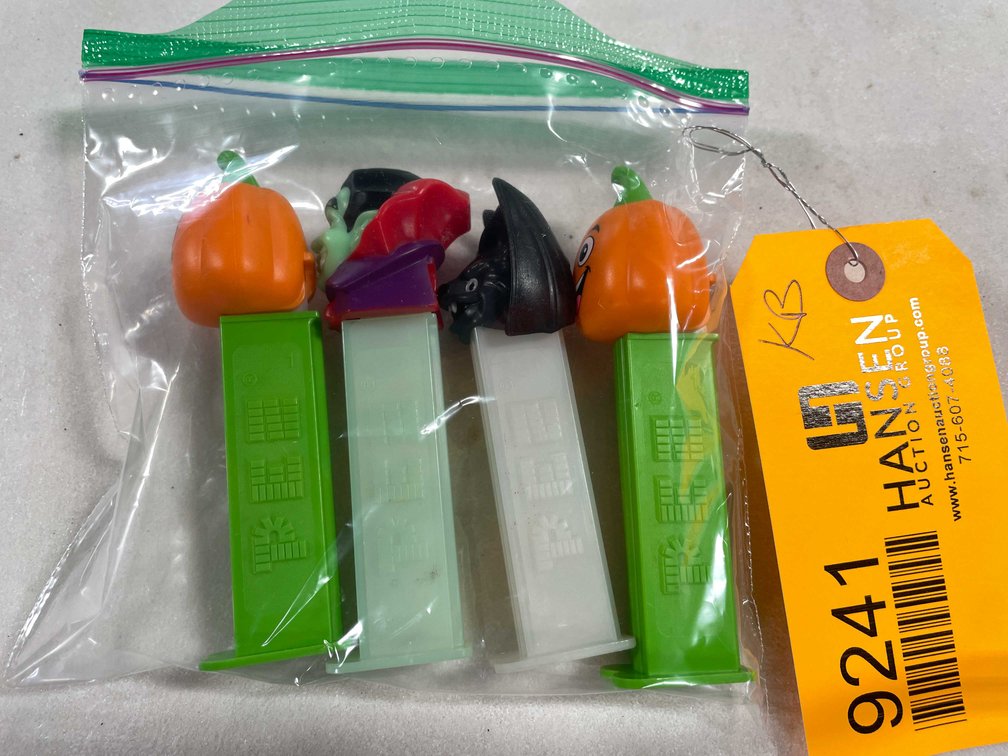 Pez Dispensers (T2)