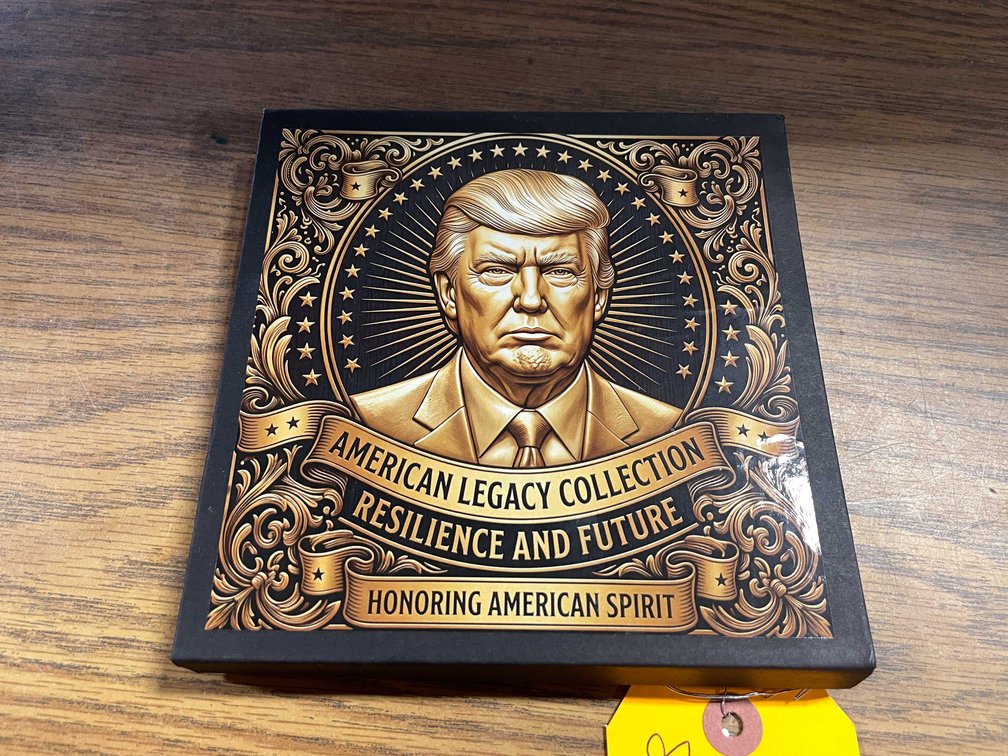 American Legacy Collection Donald Trump Collector Coins (T2)
