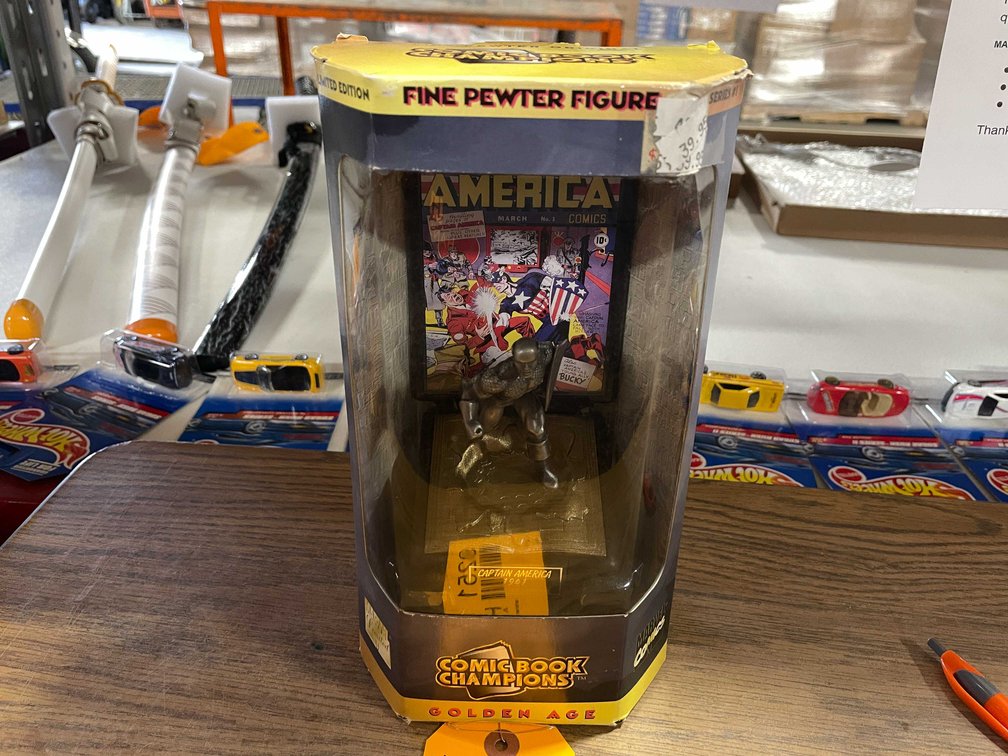 Vintage DC Comic Book Champions Captain America Collection (T2)