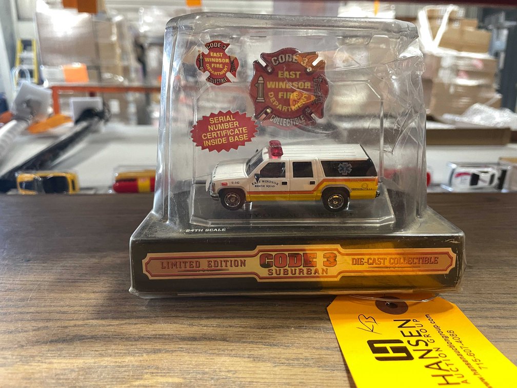 Code 3 Suburban East Windsor Fire Department Die Cast (T2)
