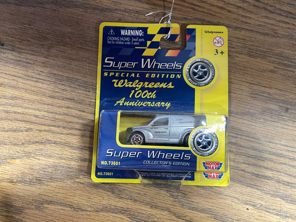 Super Wheels Motor Max PT Cruiser Die Cast (T2)