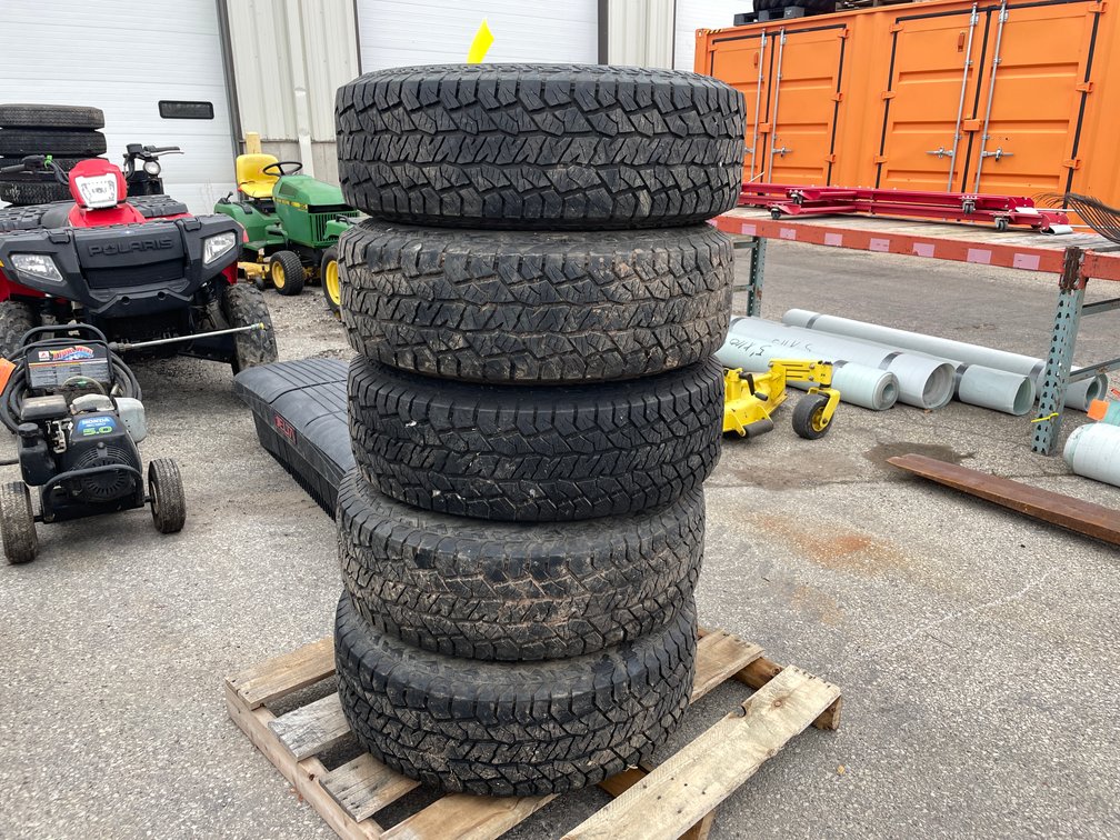 Hankook Dynapro AT2 Tires and Rims (03)