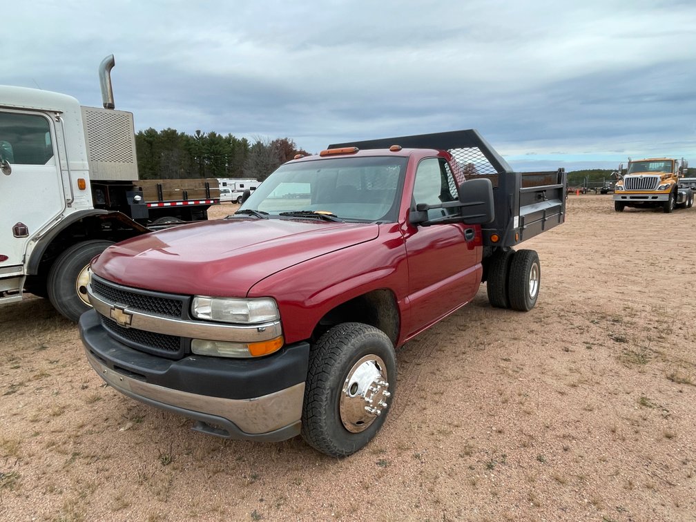 2001 Chevrolet Baby Dump Truck (Has WI Title)
