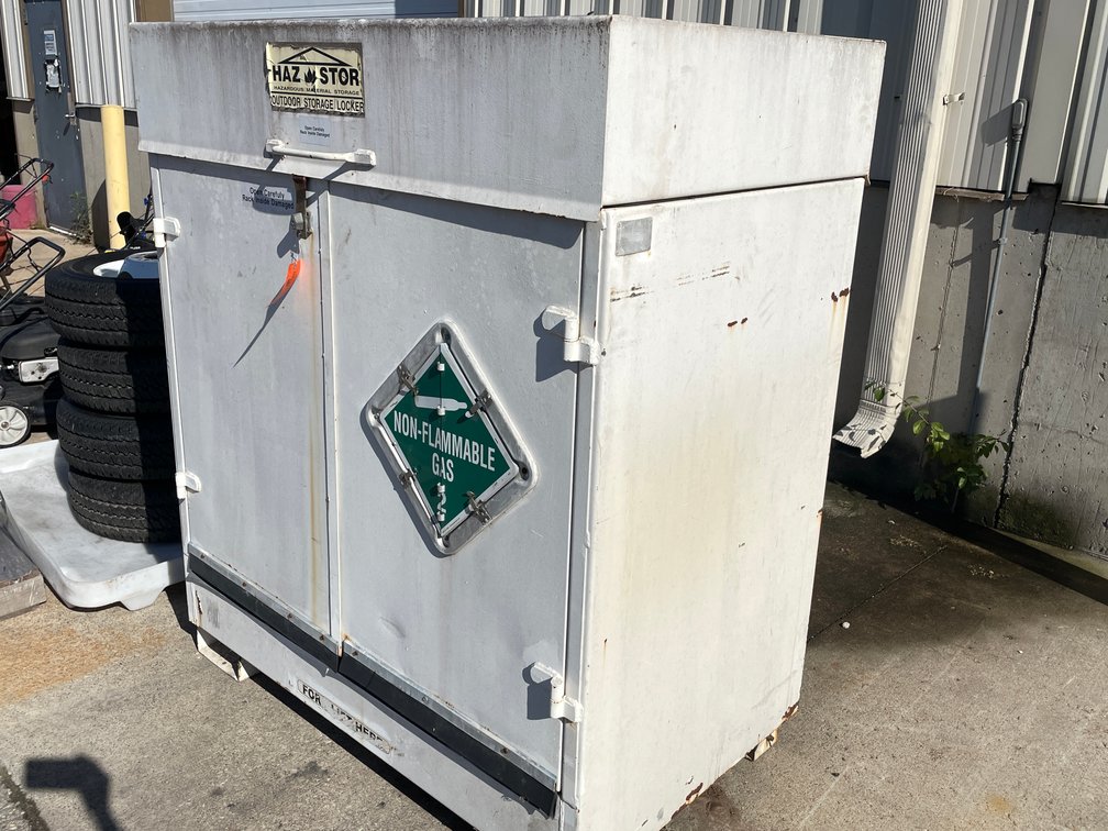 HazStor Storage Locker (03)