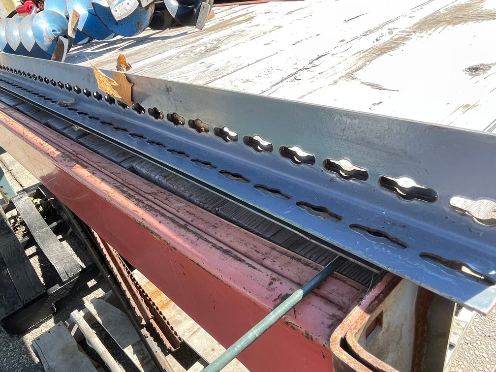 Slotted Angle Iron Pieces (04)