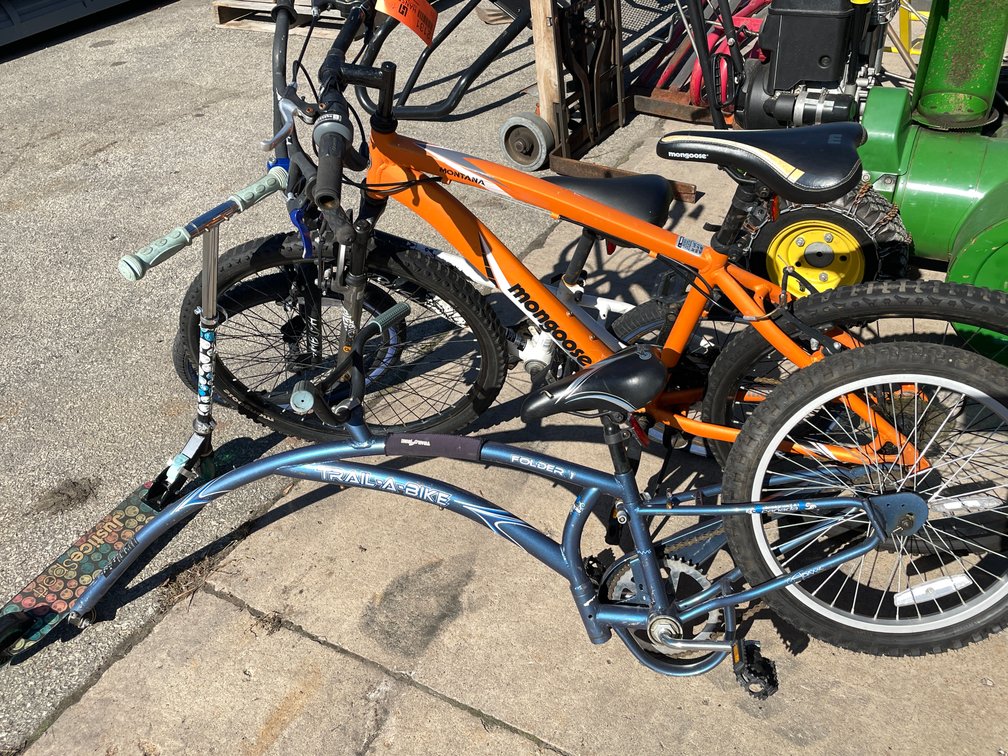 Bikes and Scooter (03)