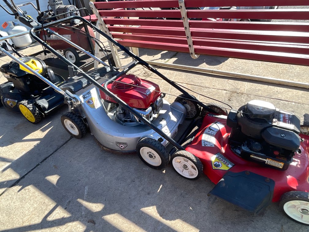 Lawn Mowers (03)
