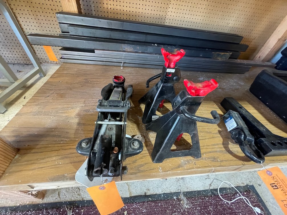 2-Ton Hydraulic Jack
