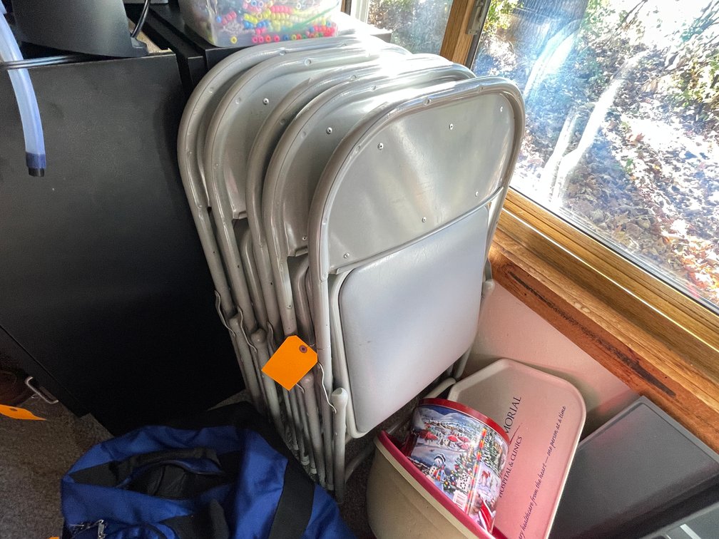 (5) Folding Chairs