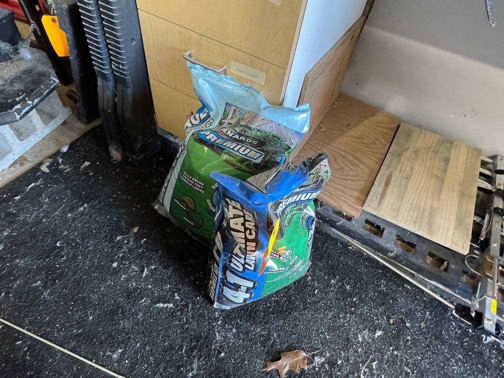 Menards Premium 4 in One Ultimate Lawn Care