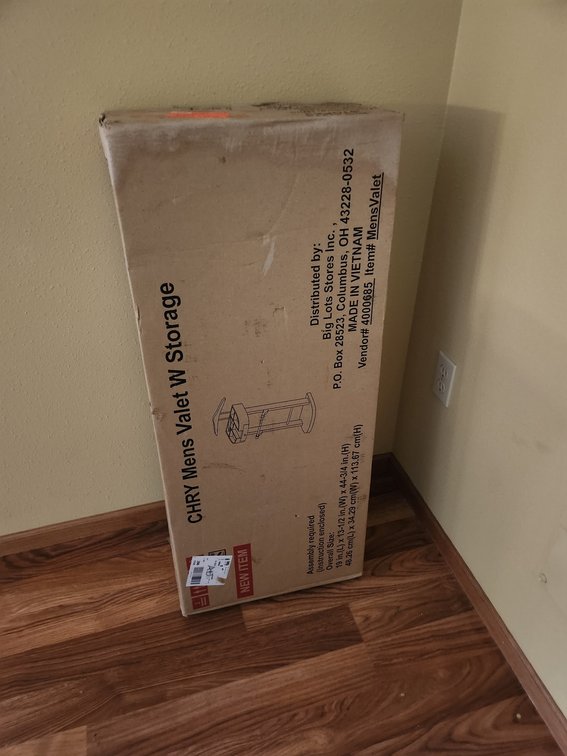 Men's Valet Stand