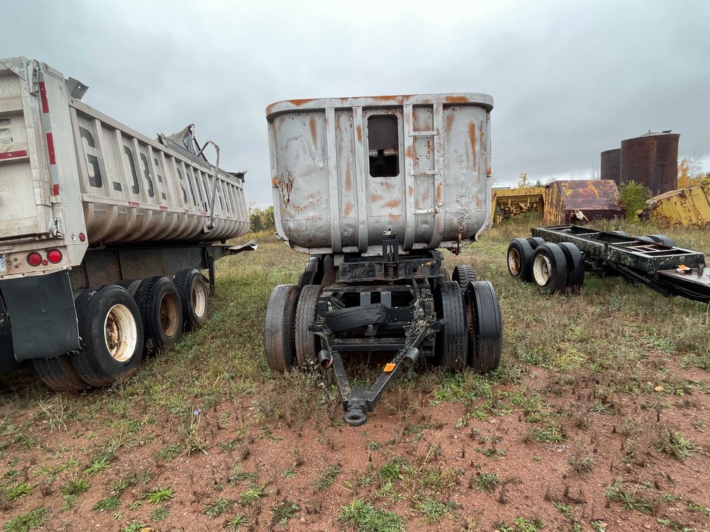 1962 Fruehauf Five Axle Pup/Dump Trailer (Has MI Title)