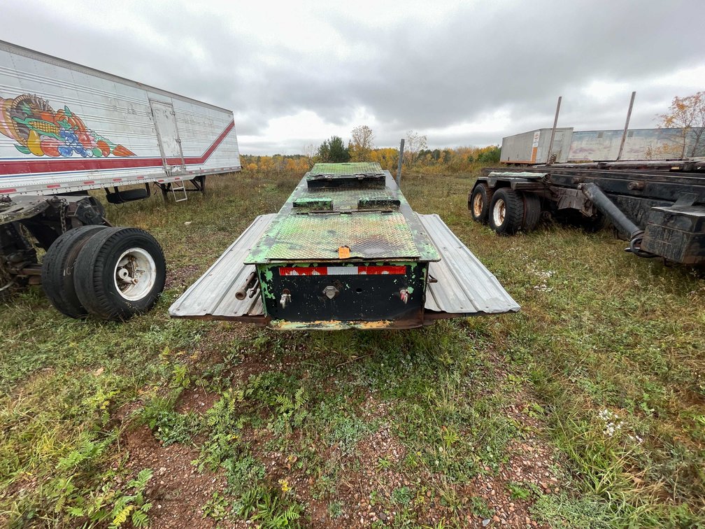 1973 Fontaine Tandem Axle Lowboy (Has MI Title)